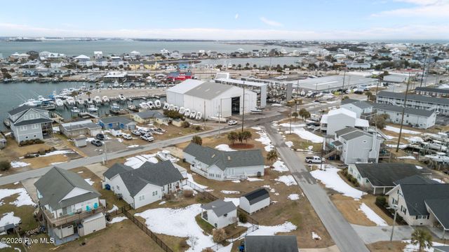 203 Old Causeway Road, Atlantic Beach, NC 28512