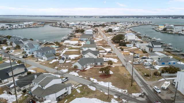 203 Old Causeway Road, Atlantic Beach, NC 28512