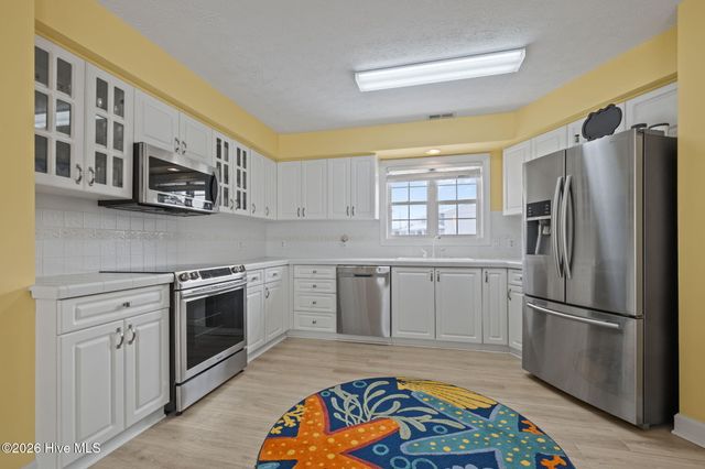 203 Old Causeway Road, Atlantic Beach, NC 28512