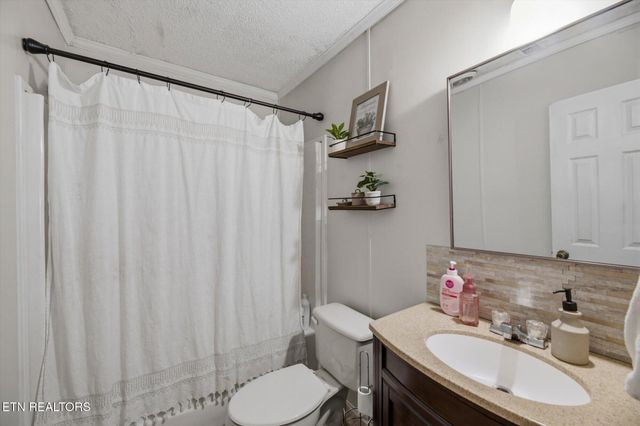 102 Sage St, Athens, TN 37303