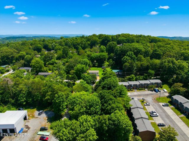 102 Sage St, Athens, TN 37303