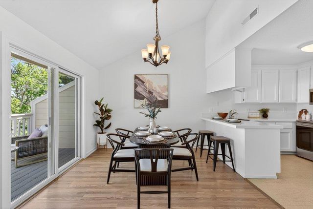 12 Horseshoe Court, Scotts Valley, CA 95066