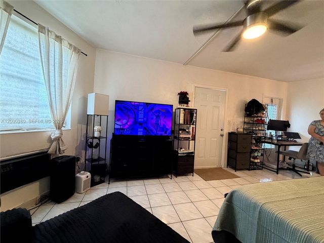 1701 NE Miami Gardens Dr 117, Miami, FL 33179