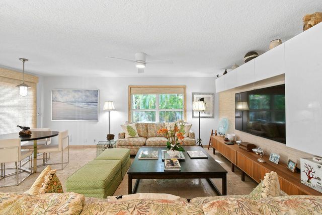 2388 Palm Harbor Drive, Palm Beach Gardens, FL 33410