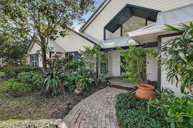 2388 Palm Harbor Drive, Palm Beach Gardens, FL 33410