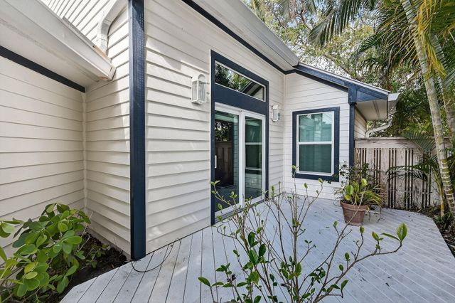 2388 Palm Harbor Drive, Palm Beach Gardens, FL 33410