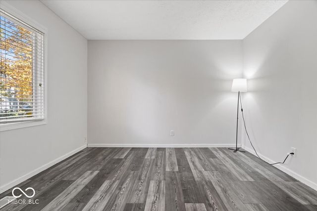 10946 Geist Woods S Drive, Indianapolis, IN 46256