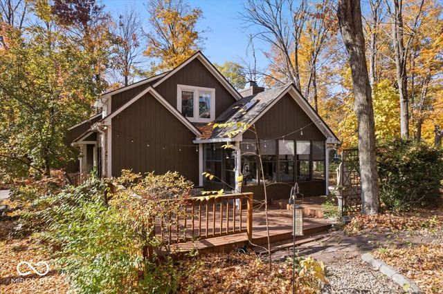 10946 Geist Woods S Drive, Indianapolis, IN 46256