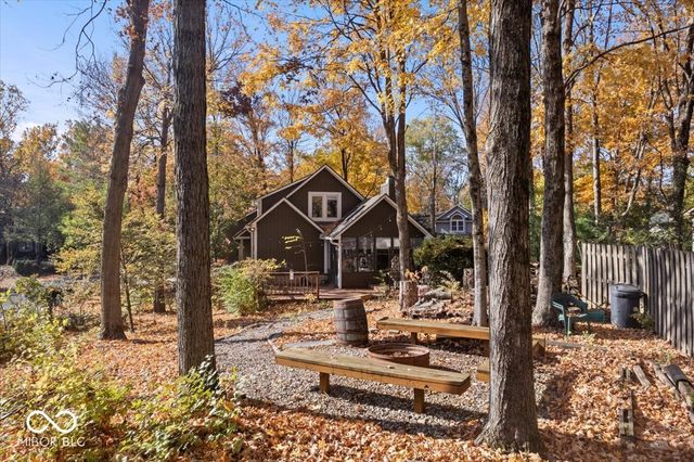 10946 Geist Woods S Drive, Indianapolis, IN 46256