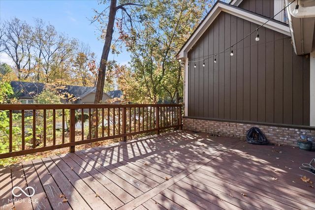 10946 Geist Woods S Drive, Indianapolis, IN 46256