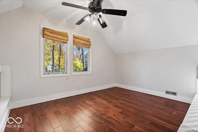 10946 Geist Woods S Drive, Indianapolis, IN 46256