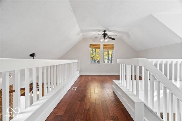 10946 Geist Woods S Drive, Indianapolis, IN 46256