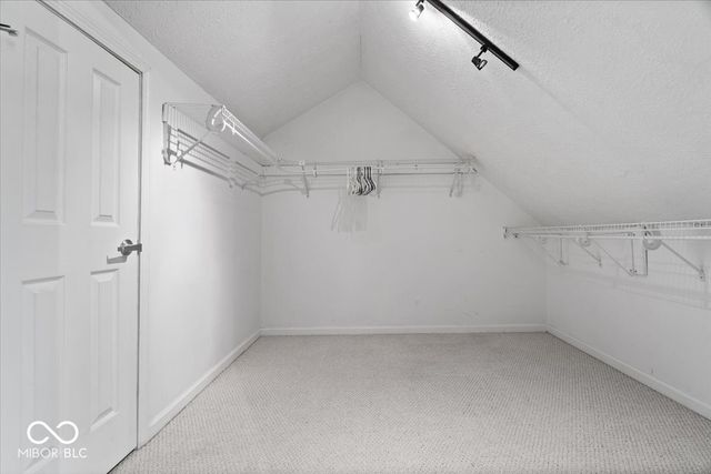 10946 Geist Woods S Drive, Indianapolis, IN 46256