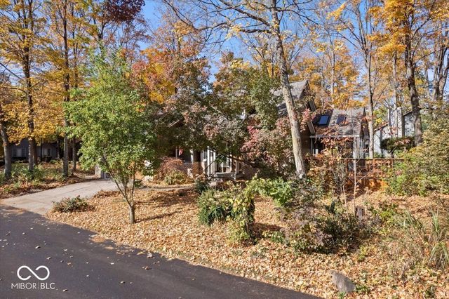 10946 Geist Woods S Drive, Indianapolis, IN 46256