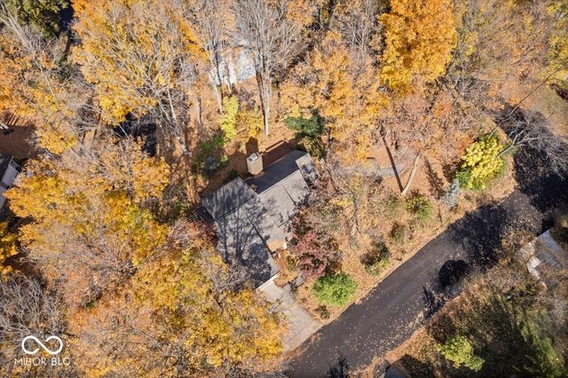 10946 Geist Woods S Drive, Indianapolis, IN 46256