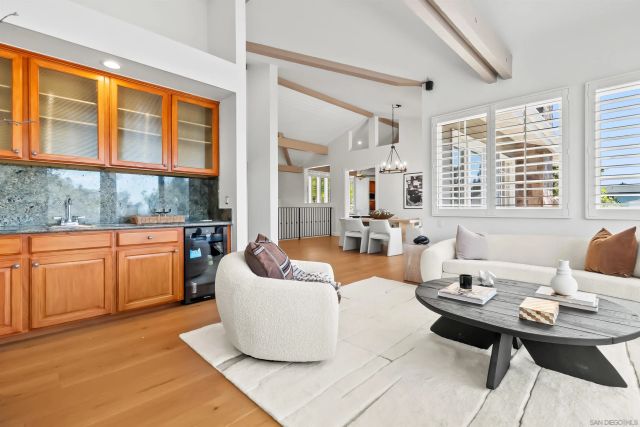 226 Stratford Park Cir, Del Mar, CA 92014