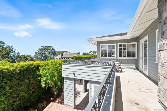 226 Stratford Park Cir, Del Mar, CA 92014