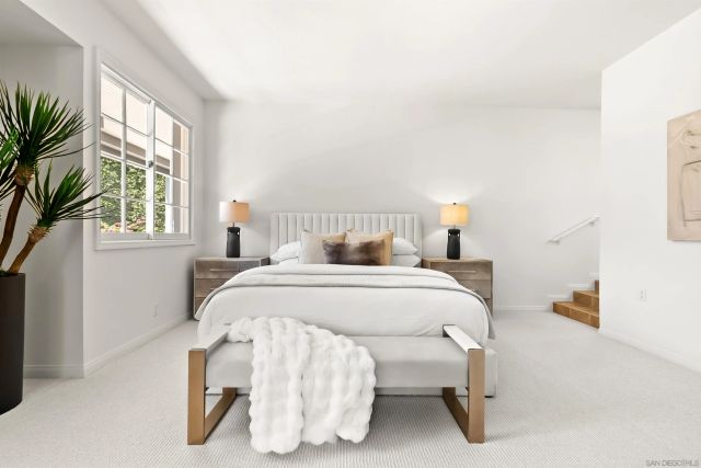 226 Stratford Park Cir, Del Mar, CA 92014