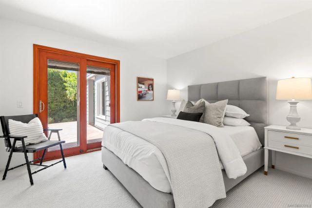 226 Stratford Park Cir, Del Mar, CA 92014