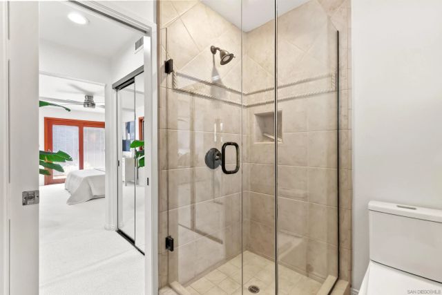 226 Stratford Park Cir, Del Mar, CA 92014