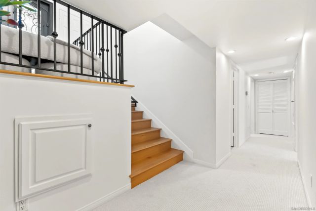 226 Stratford Park Cir, Del Mar, CA 92014