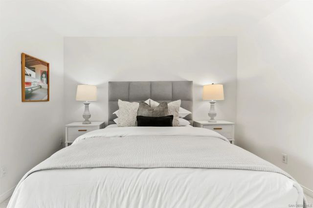 226 Stratford Park Cir, Del Mar, CA 92014