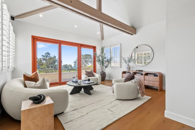 226 Stratford Park Cir, Del Mar, CA 92014