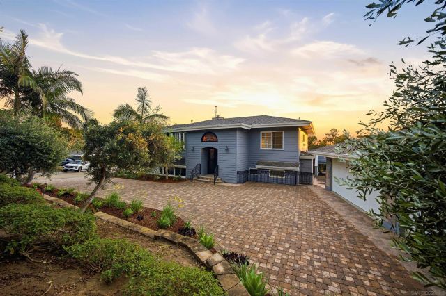 226 Stratford Park Cir, Del Mar, CA 92014