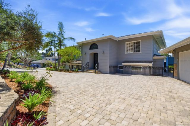 226 Stratford Park Cir, Del Mar, CA 92014