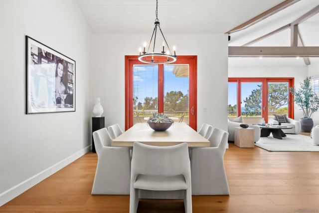 226 Stratford Park Cir, Del Mar, CA 92014