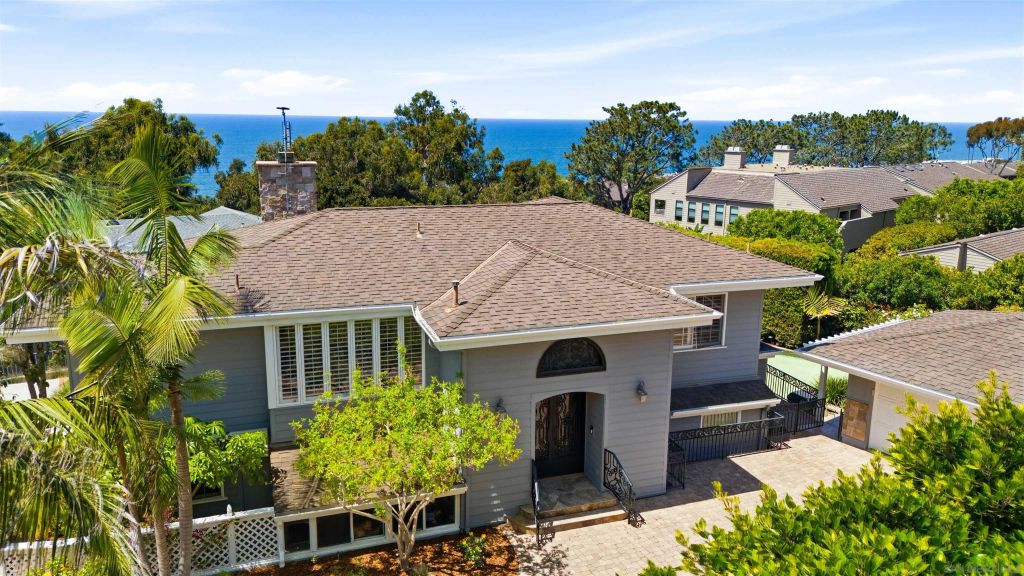 226 Stratford Park Cir, Del Mar, CA 92014