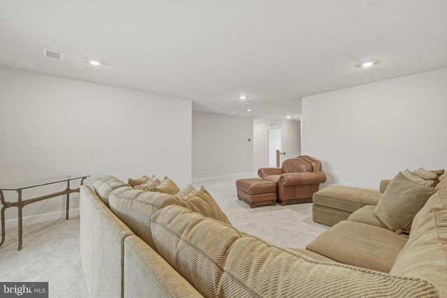 303 SOUTHGATE RD, Cape May Court House, NJ 08210