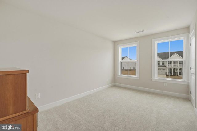 303 SOUTHGATE RD, Cape May Court House, NJ 08210