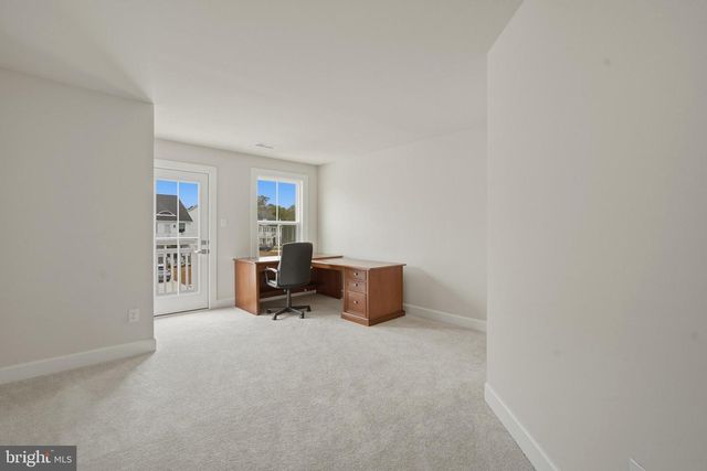 303 SOUTHGATE RD, Cape May Court House, NJ 08210