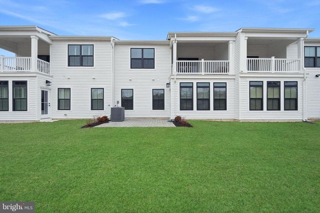 303 SOUTHGATE RD, Cape May Court House, NJ 08210