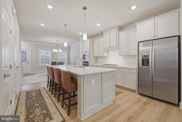 303 SOUTHGATE RD, Cape May Court House, NJ 08210