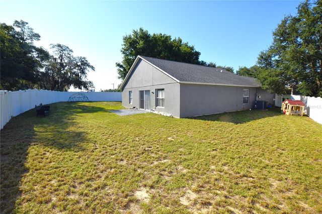 500 LAKE CHARLES DRIVE, Davenport, FL 33837