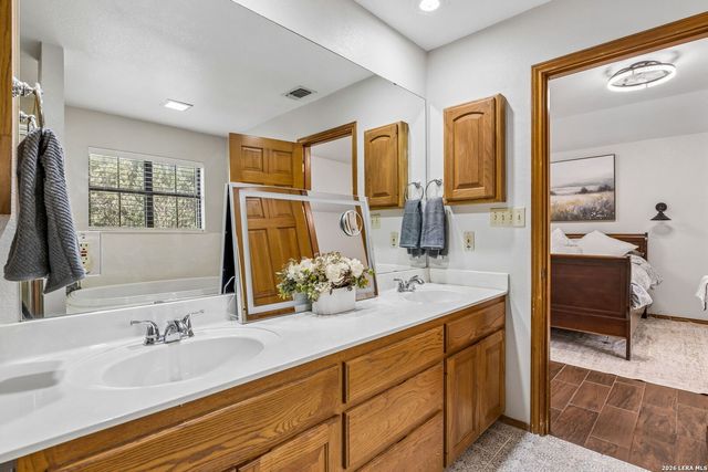32976 Stahl Ln, Bulverde, TX 78163
