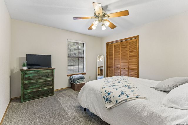 32976 Stahl Ln, Bulverde, TX 78163