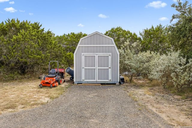 32976 Stahl Ln, Bulverde, TX 78163