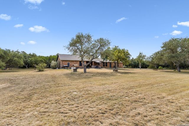32976 Stahl Ln, Bulverde, TX 78163