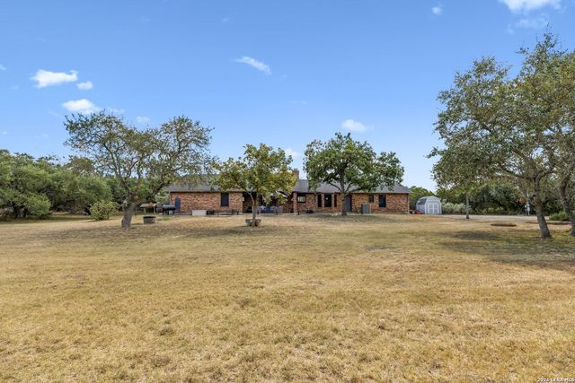 32976 Stahl Ln, Bulverde, TX 78163
