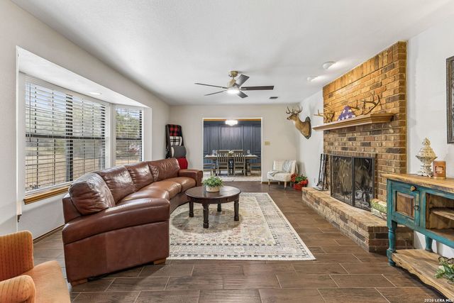 32976 Stahl Ln, Bulverde, TX 78163