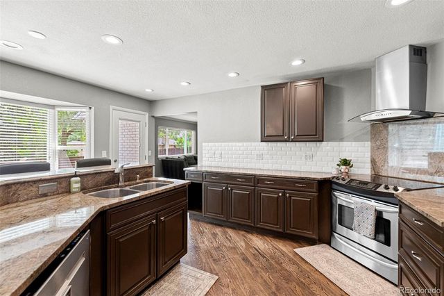 6902 S Lamar Street, Littleton, CO 80128