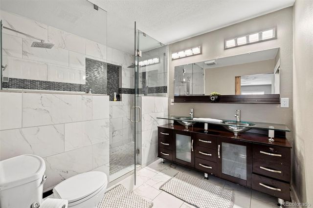 6902 S Lamar Street, Littleton, CO 80128