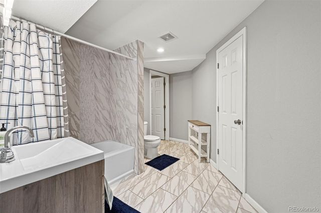 6902 S Lamar Street, Littleton, CO 80128