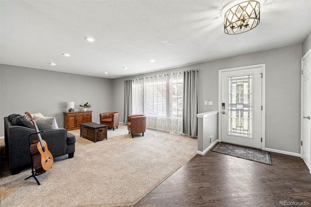 6902 S Lamar Street, Littleton, CO 80128
