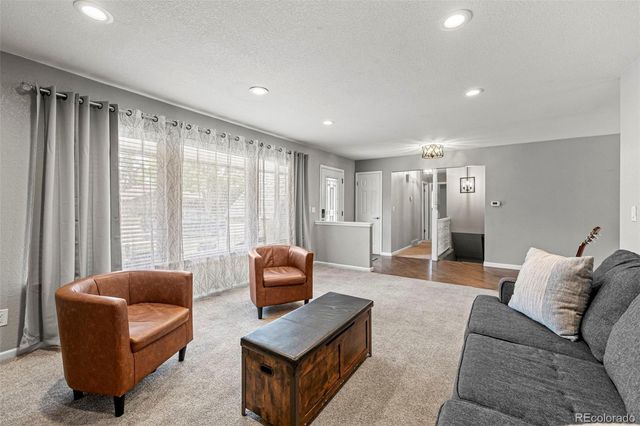 6902 S Lamar Street, Littleton, CO 80128