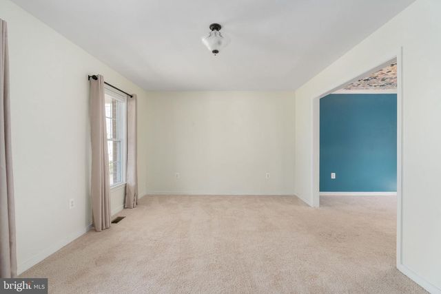 201 LAKE CAROLINE DR, Ruther Glen, VA 22546