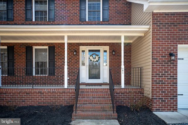 201 LAKE CAROLINE DR, Ruther Glen, VA 22546